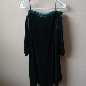 Vince Camuto Green Velvet Off Shoulder Dress